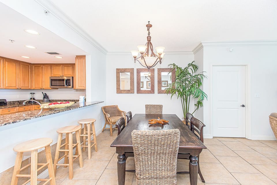 Dining Area 1.1