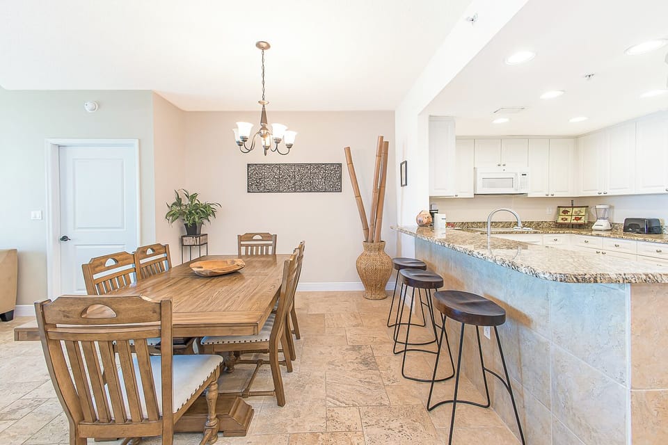 Dining Area 1.2