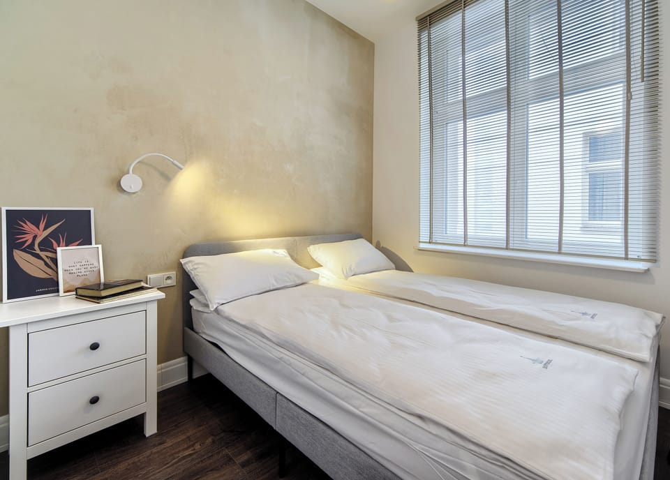 Apartment | 3 bedrooms, iron/ironing board, cribs (surcharge), WiFi (free)