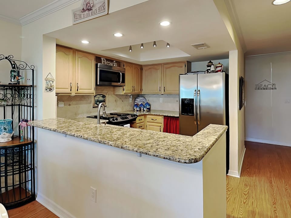 Fully Equipped Kitchen with Stainless Steel Appliances