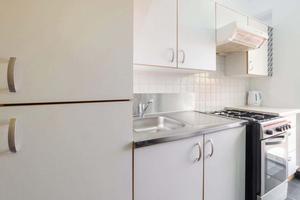 St Martin's Road, Canterbury - Host & Stay