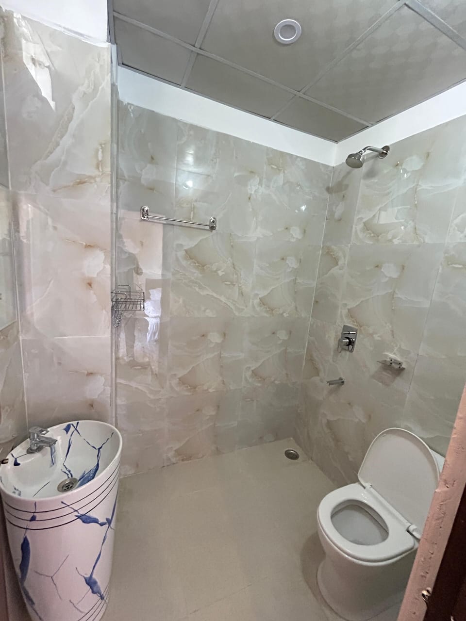 Deluxe Double Room, 1 Double Bed, Non Smoking, Mountain View | Bathroom
