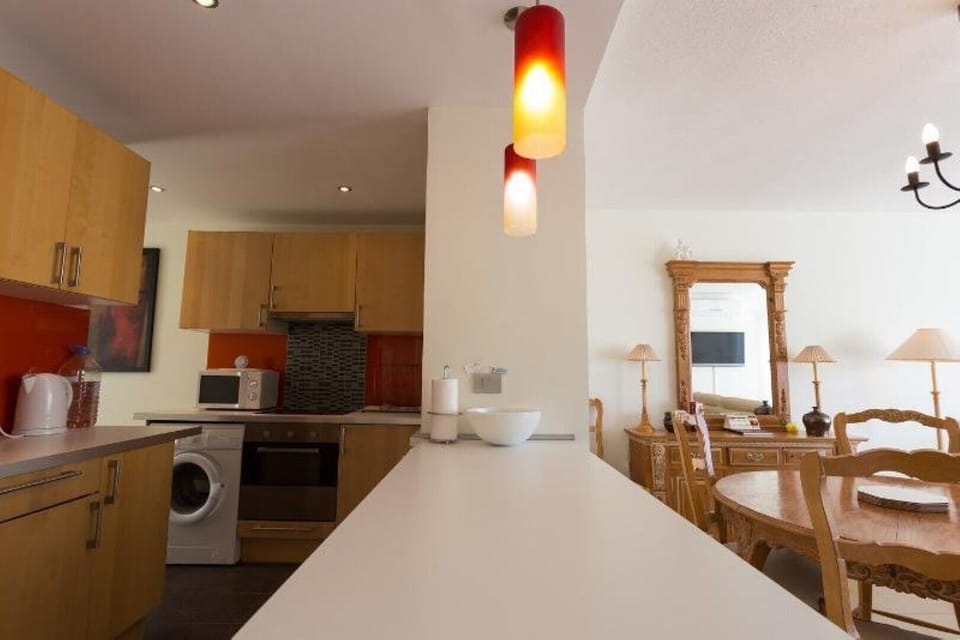 Kitchen Counter