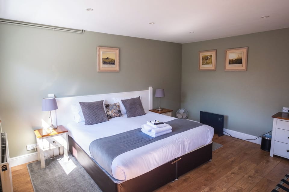 Deluxe Double Room | Free WiFi