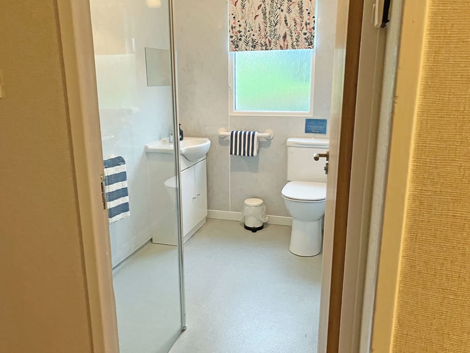 Shower room | LilyBank Cottage, Pinmore, near Girvan