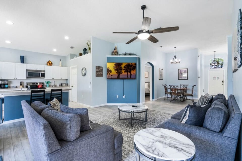 Spacious layout for cooking, dining, and relaxing all in one