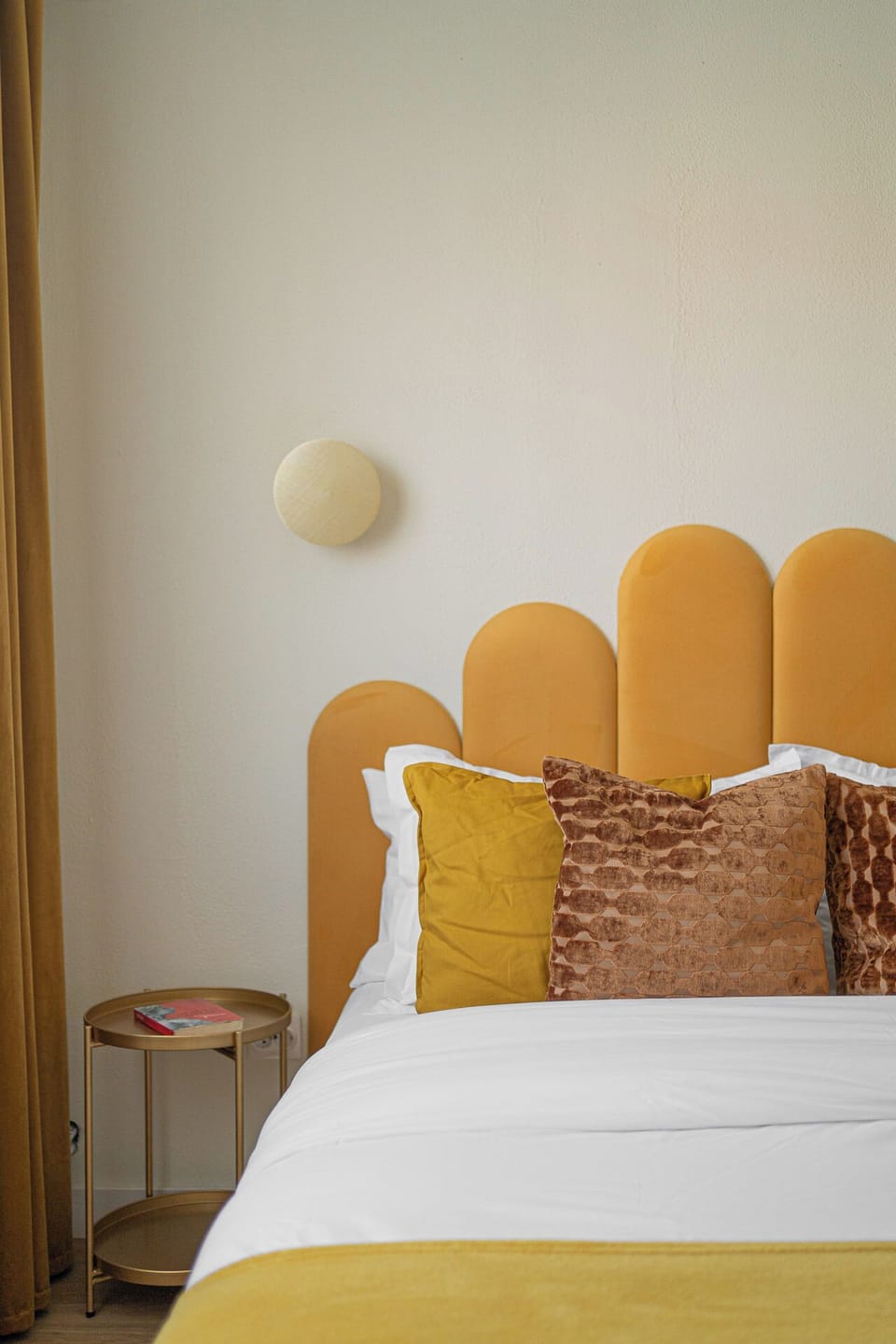 Comfort Condo, 1 Queen Bed, Non Smoking, Kitchen | Blackout drapes, iron/ironing board, free WiFi