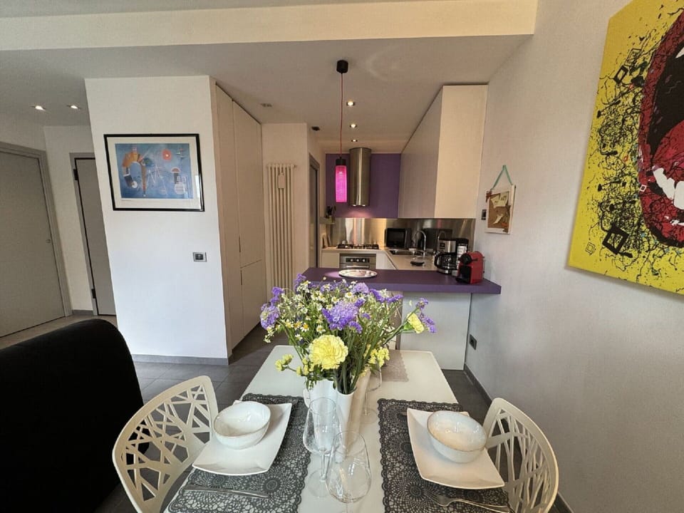House | Dining