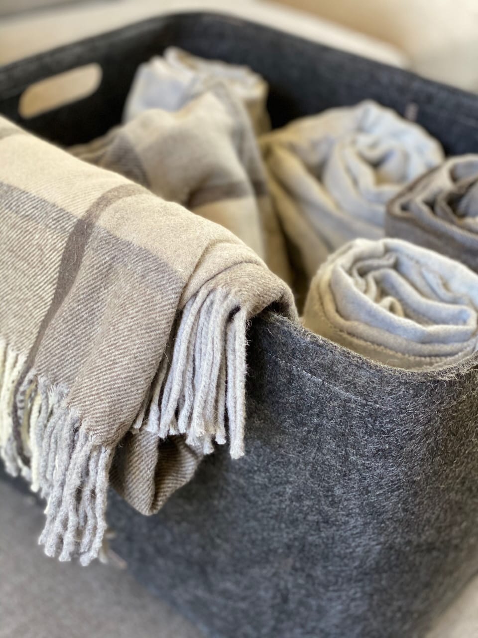 Soft cashmere throws 