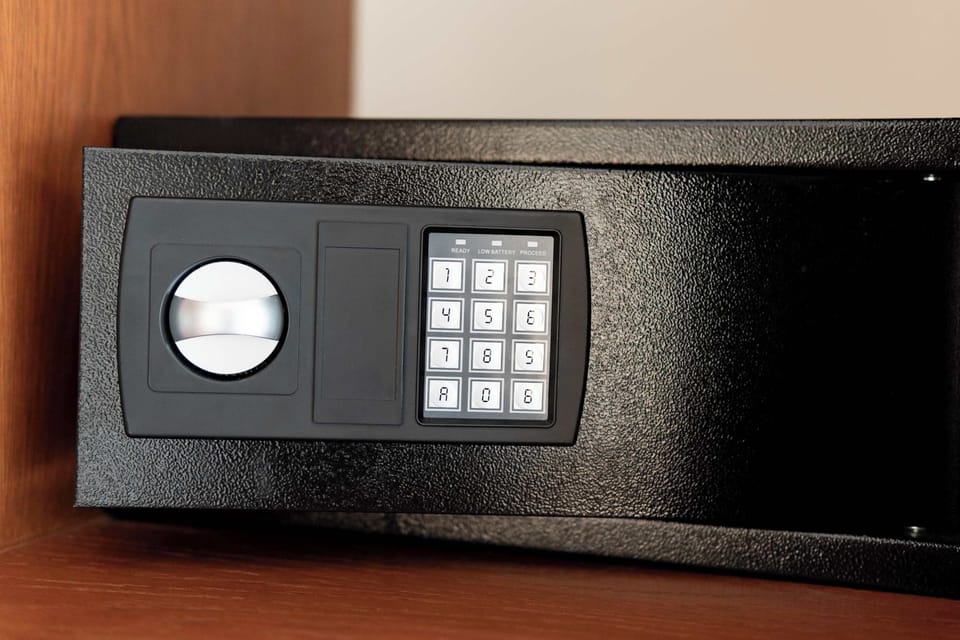 Safe box