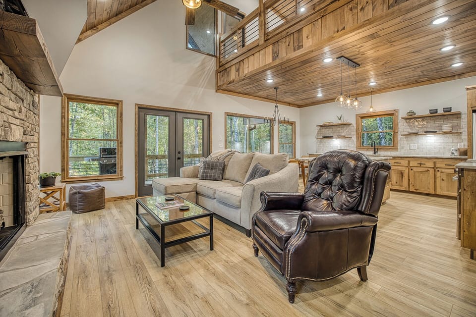 Main level living room