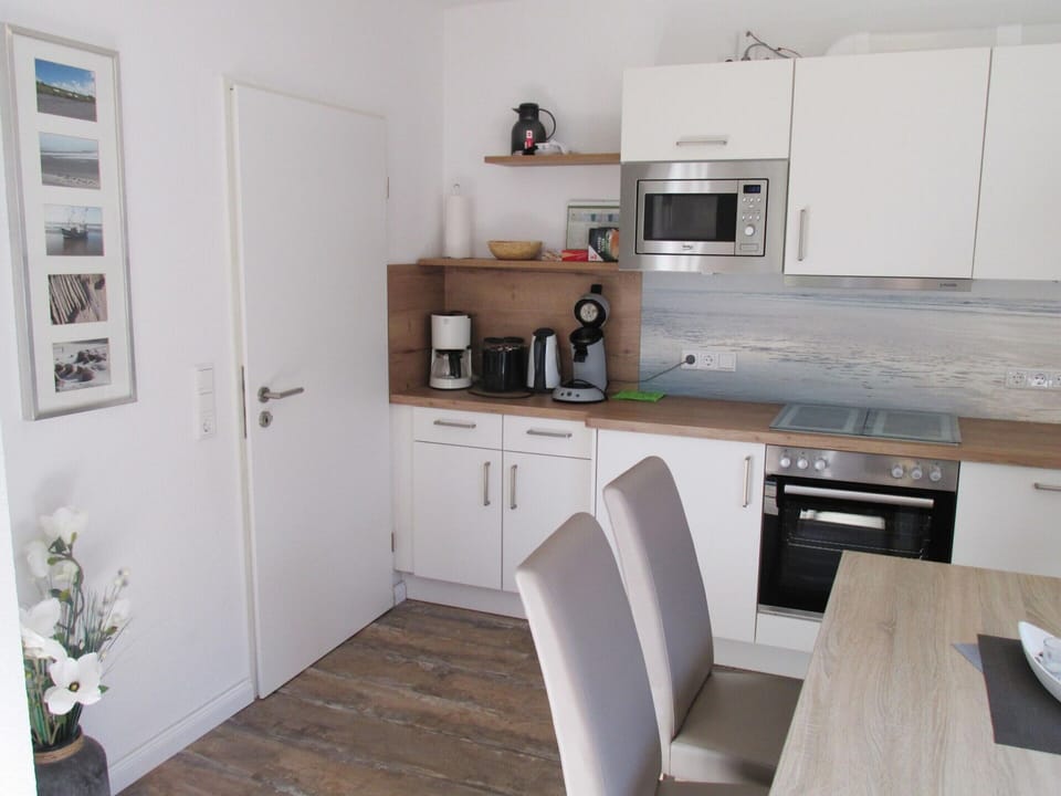 Apartment | Private kitchen | Highchair