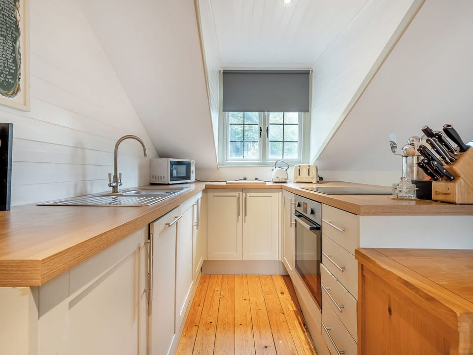 Kitchen | Casa BowWow - Rudry Retreat, Rudry, near Cardiff