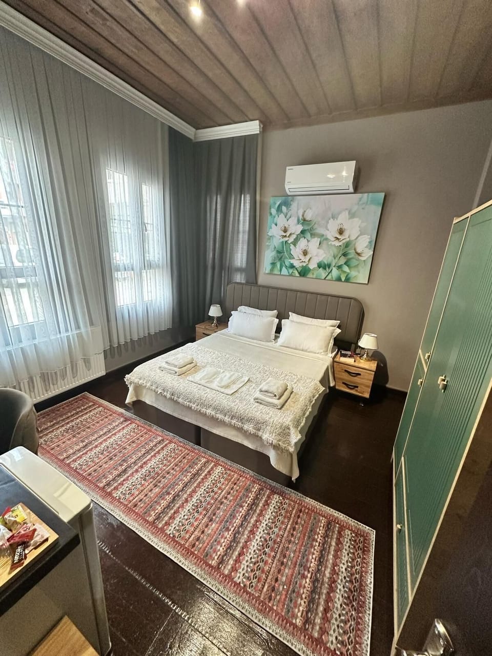 Comfort Twin Room, 1 Bedroom, City View | Premium bedding, memory foam beds, minibar, individually decorated