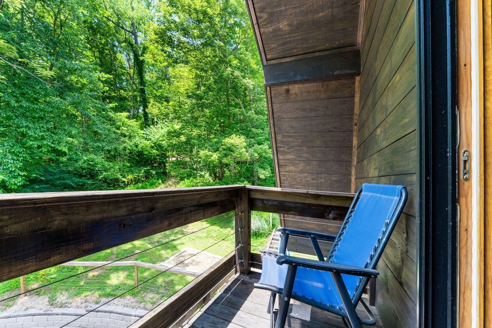 balcony for king bedroom