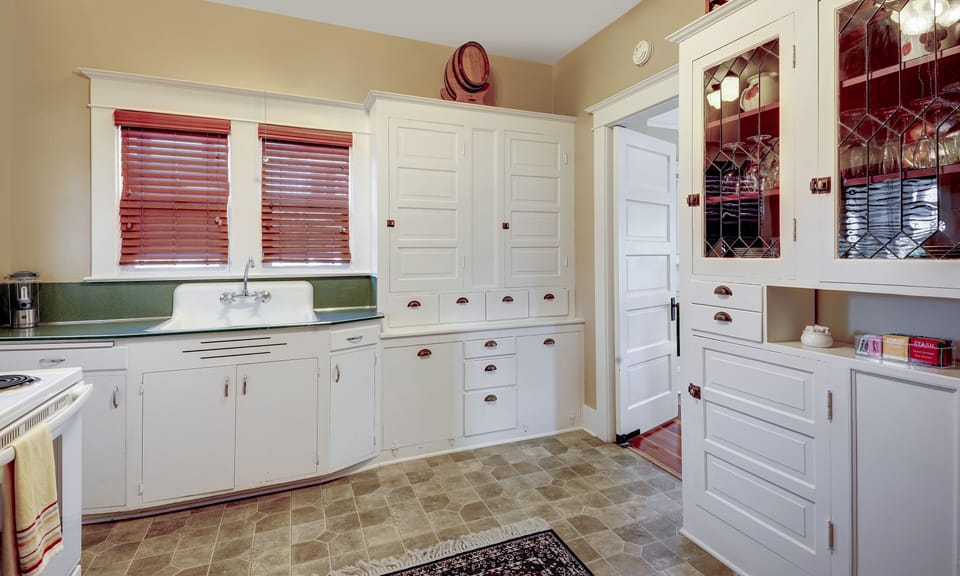 Apartment | Private kitchen | Shared fridge