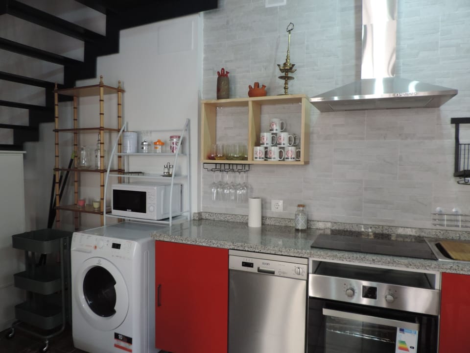 Apartment, 2 Bedrooms, City View | Interior