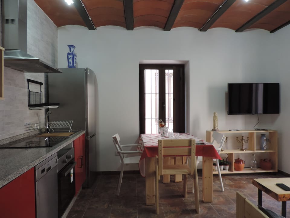Apartment, 2 Bedrooms, City View | Interior