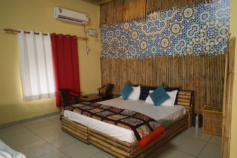 Executive Double Room, Balcony, Garden View | Premium bedding, memory foam beds, desk, laptop workspace