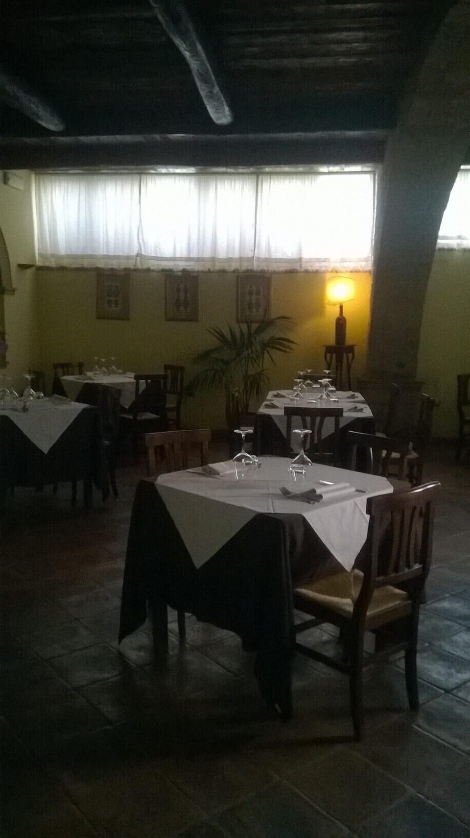 Lunch and dinner served, Regional cuisine