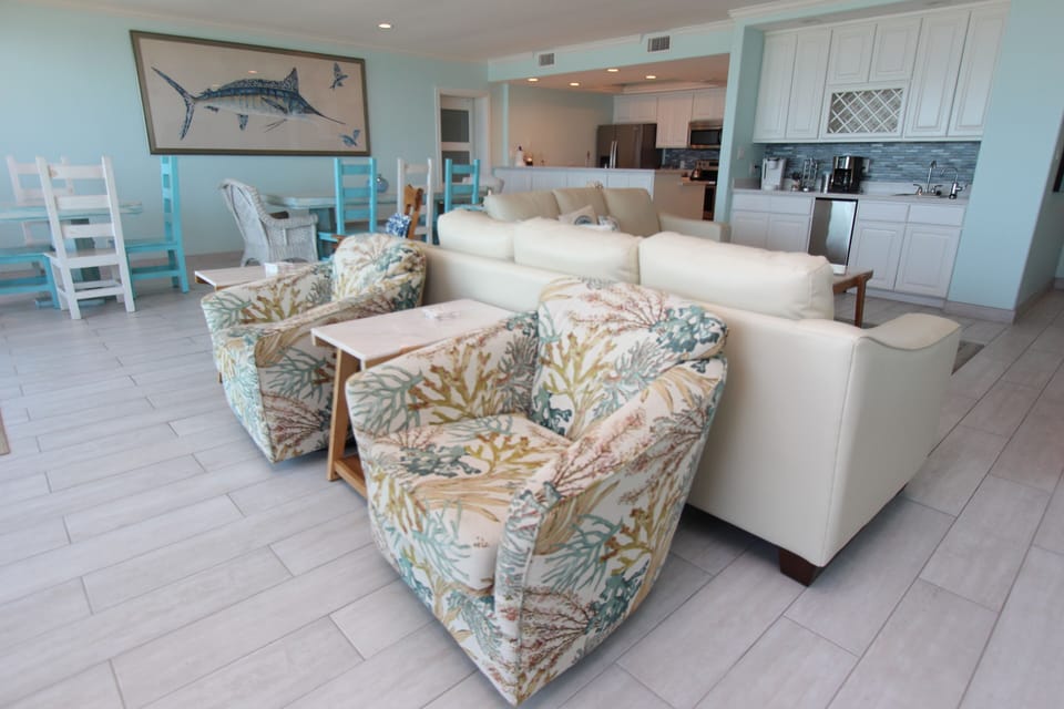 Condo, 4 Bedrooms, Oceanfront | Living area | Flat-screen TV