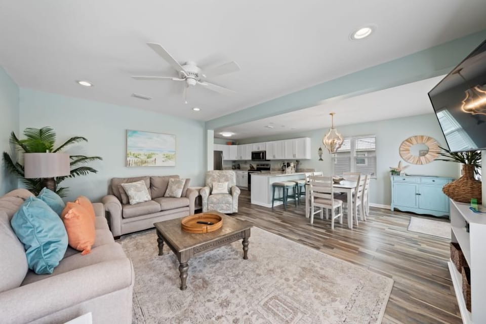 Take It EZ Living Room