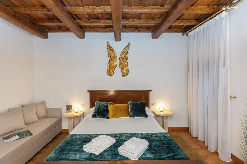 Suite 7 | 1 bedroom, in-room safe, soundproofing, iron/ironing board