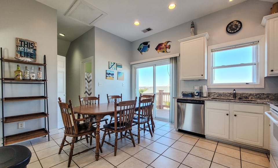 Dining Area/Kitchen-17
