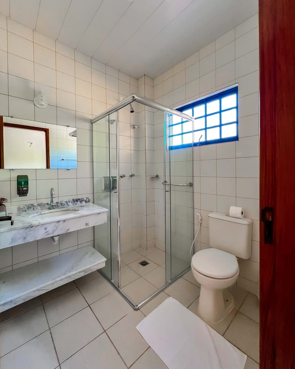 Superior Double or Twin Room | Bathroom | Shower, towels, soap, shampoo