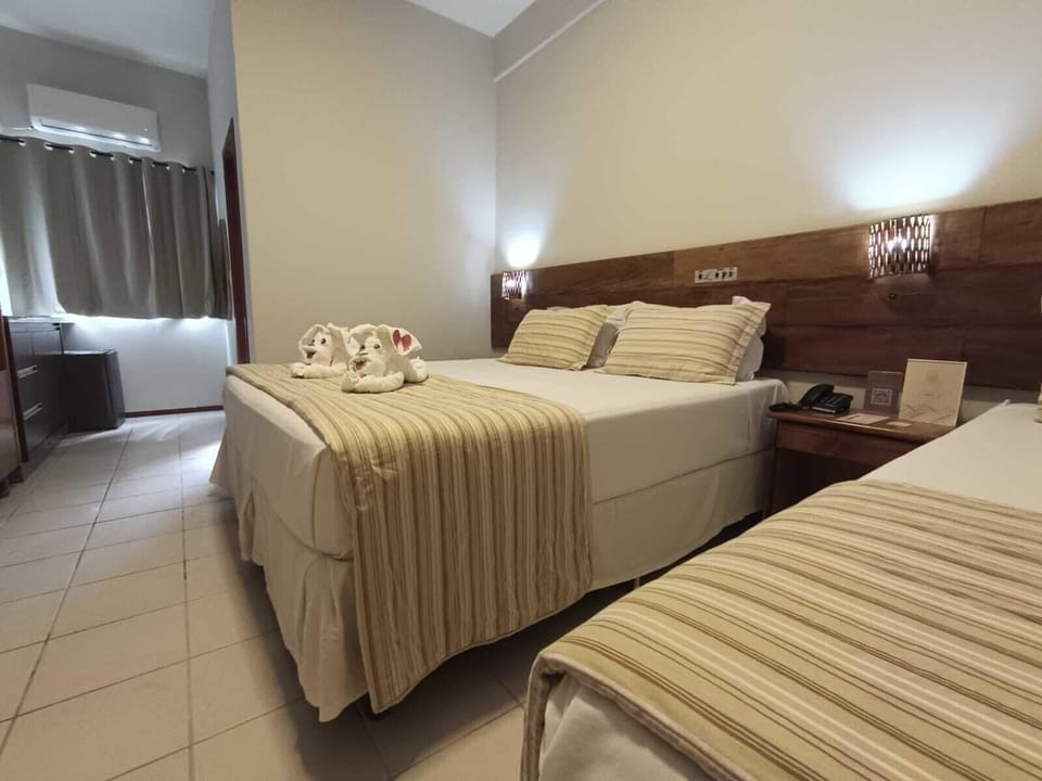 Comfort Double or Twin Room | In-room safe, desk, blackout drapes, free WiFi
