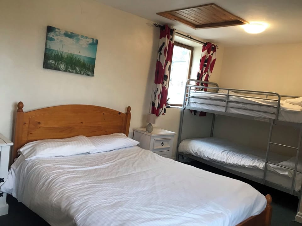 Apartment | 1 bedroom, free WiFi, bed sheets
