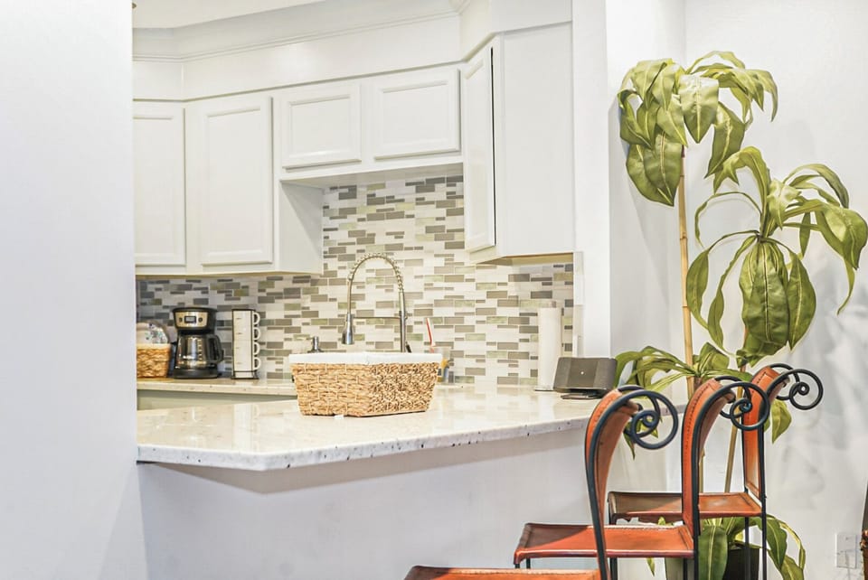 Enjoy your meal in our sleek kitchen island.