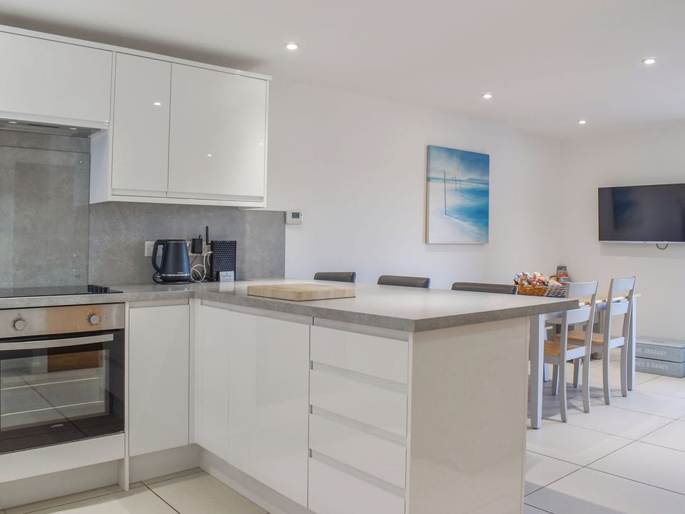 Kitchen/diner | Elm Cottage - The Granary Cottages, Whitby