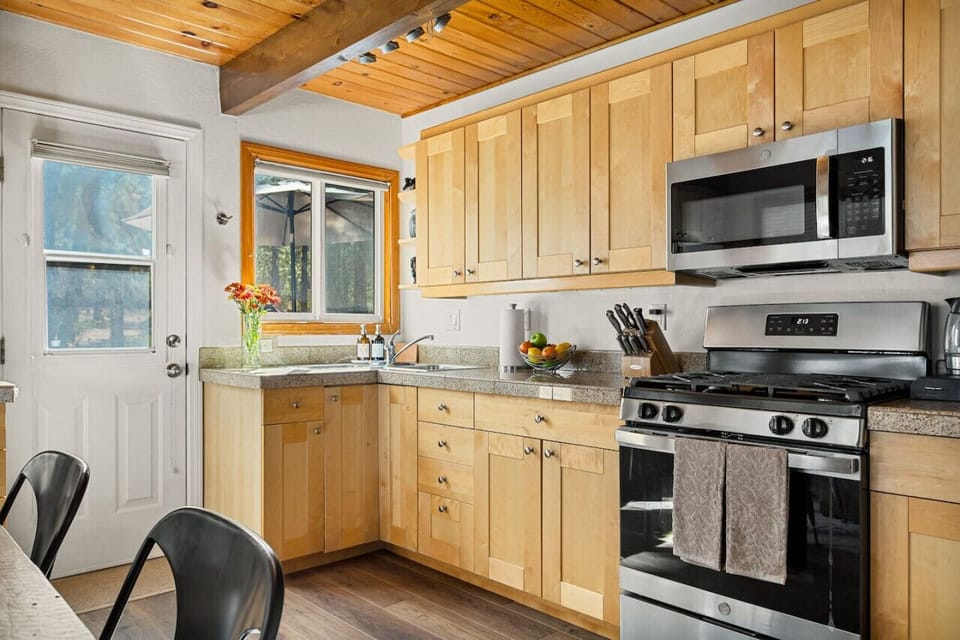 A fully equipped kitchen contains all the essentials required to prepare a memorable meal.