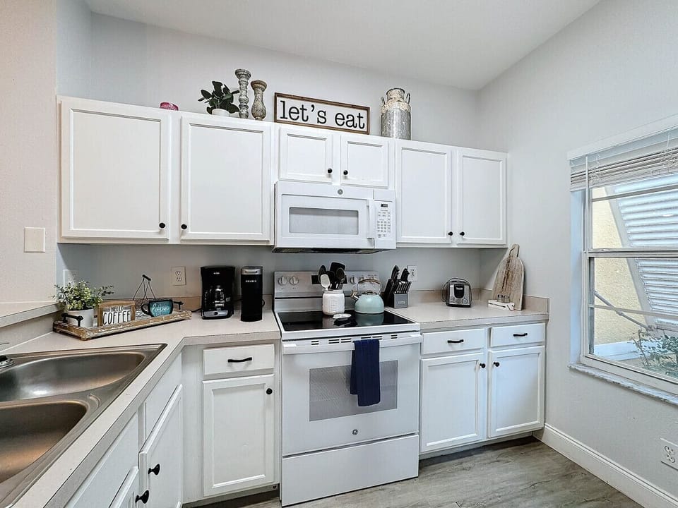 Prepare and cook your own meal in our fully equipped kitchen