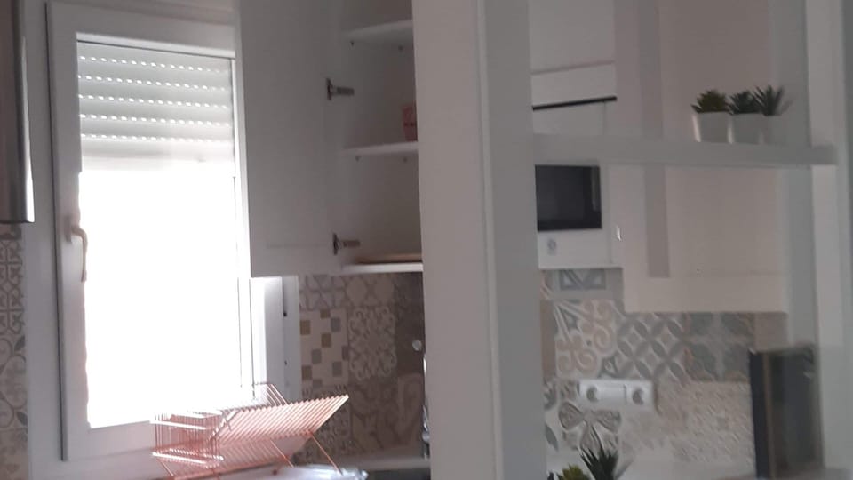 Apartment, 1 Bedroom, Smoking, Balcony | Living room