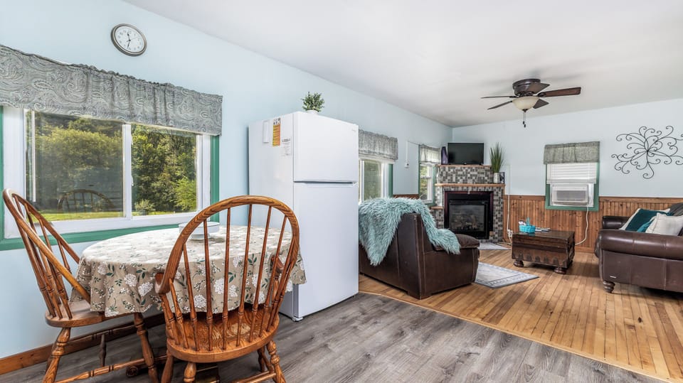 Kitchen and dining area
