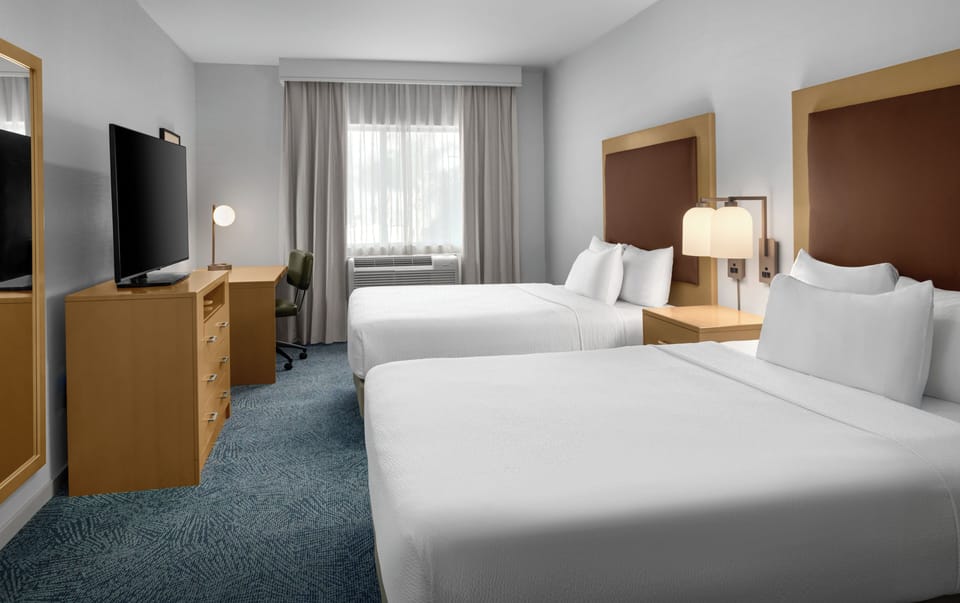 In-room safe, free cribs/infant beds, free WiFi, bed sheets
