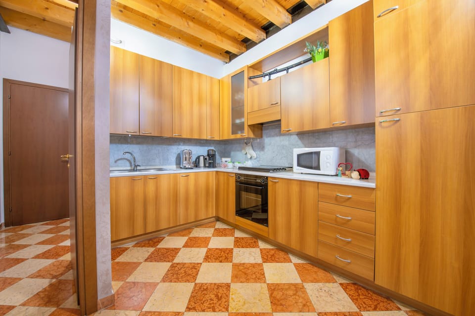 1 bedroom, in-room safe, laptop workspace, blackout drapes