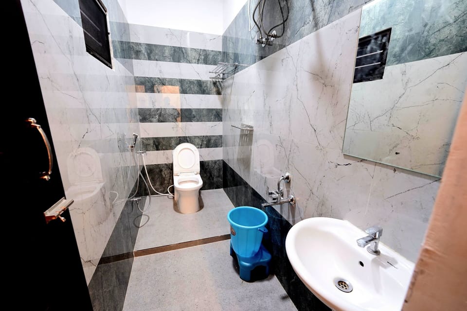 Standard Double Room | Free WiFi