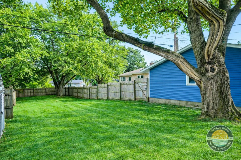 Enjoy a spacious fenced backyard where your group can spread out and relax while pets roam safely. A great bonus for traveling with dogs, outdoor hangouts, yard games, or winding down in the fresh air after a busy day in Lake Geneva.
