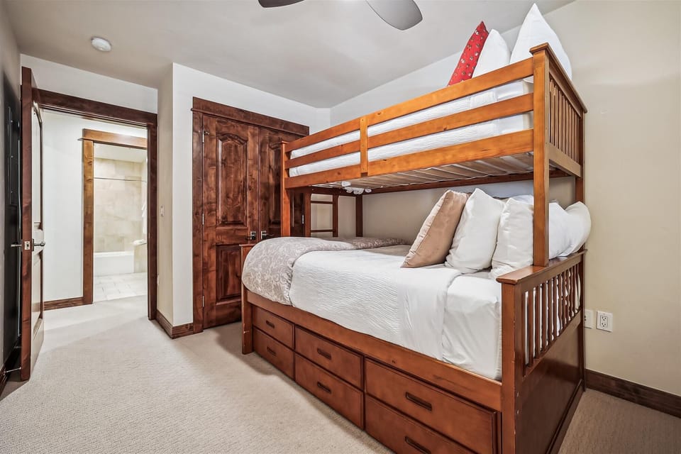Bedroom, Bluesky 414, Breckenridge Vacation Rental