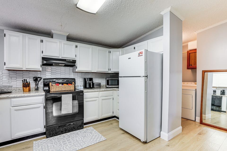 Kitchen | Air Fryer | Dishwasher