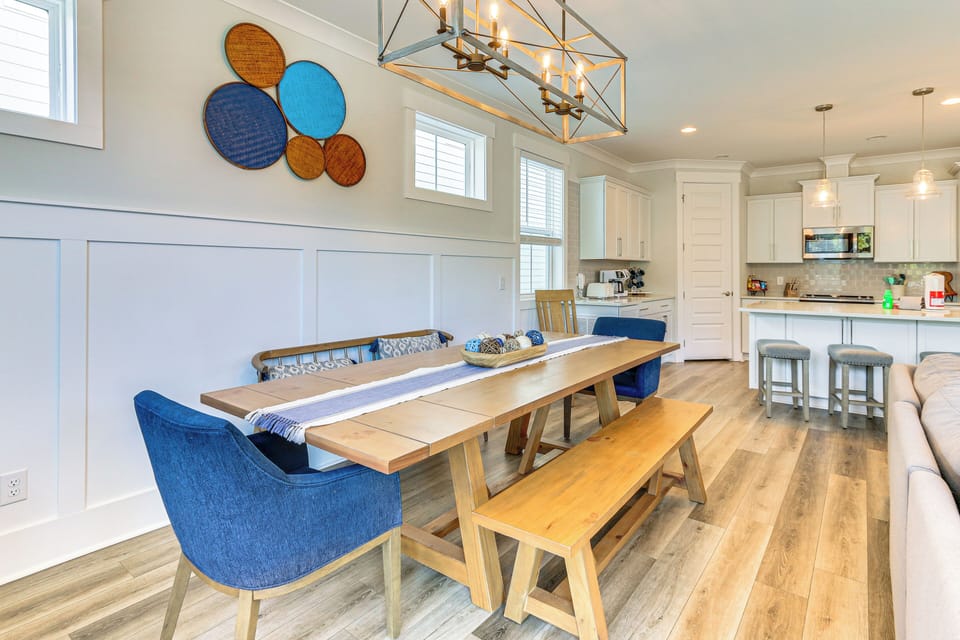 House (5 Bedrooms) | Interior