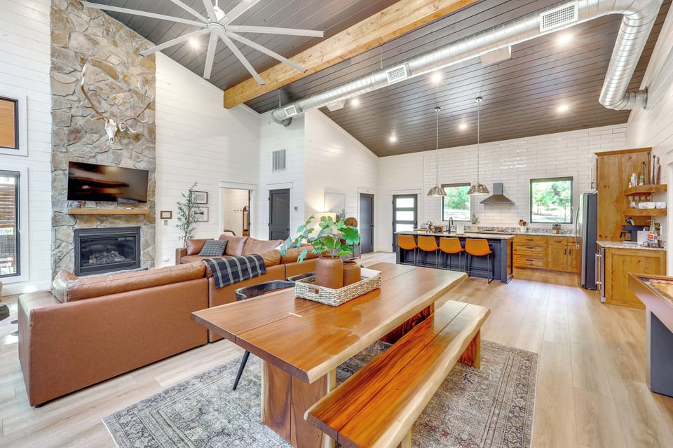 House (2 Bedrooms) | Interior