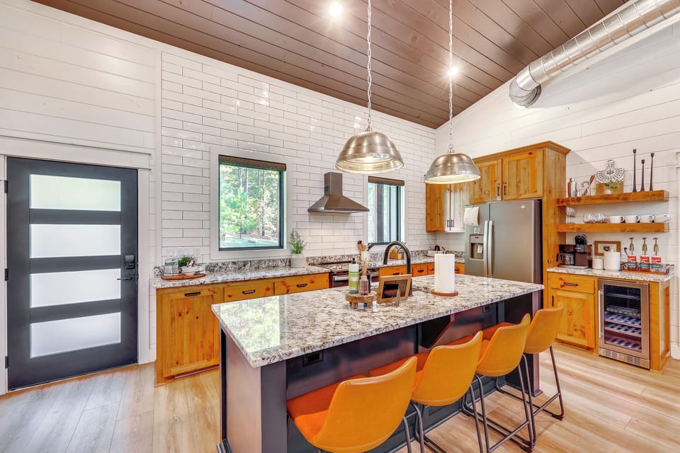 House (2 Bedrooms) | Interior