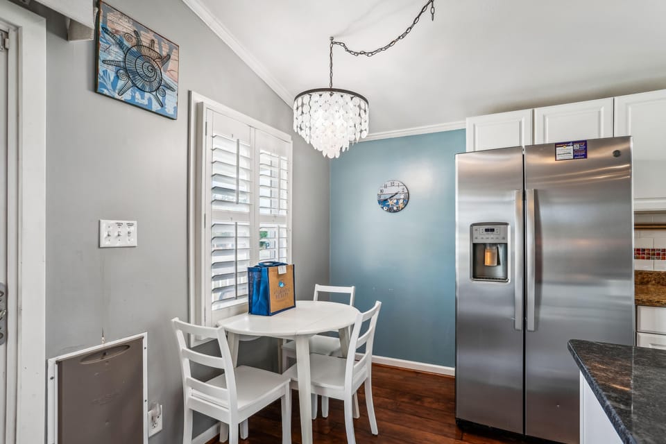 Group,Dining Area,