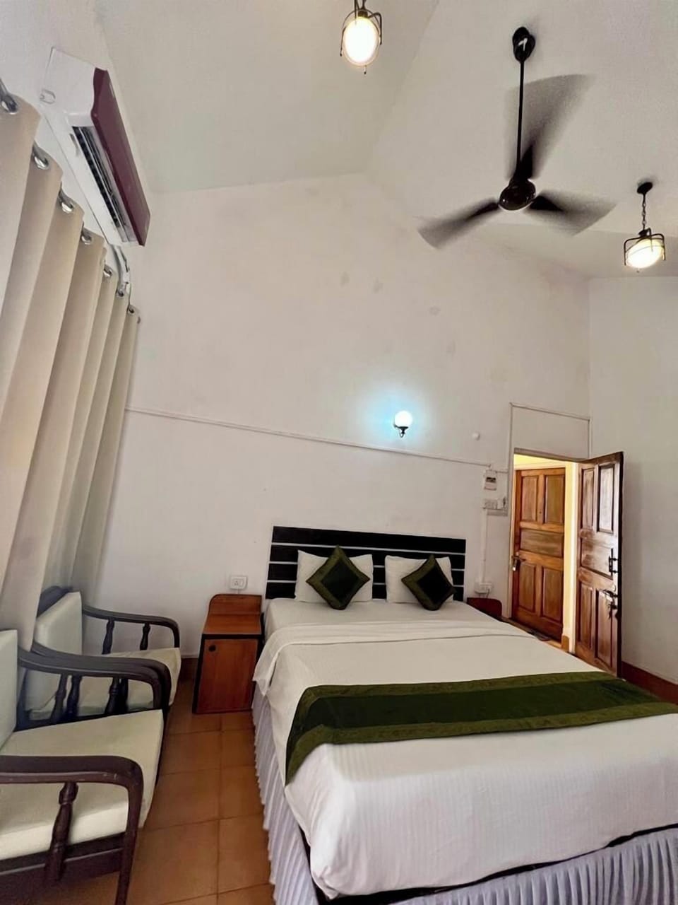 Deluxe Double Room, Pool View | Free WiFi