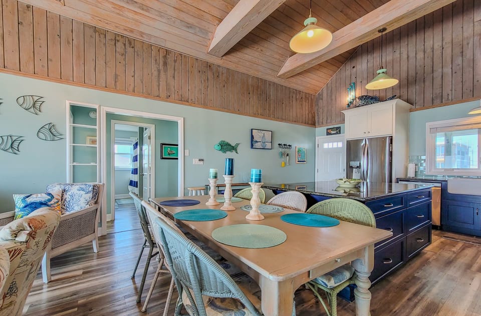 Dining Room -34