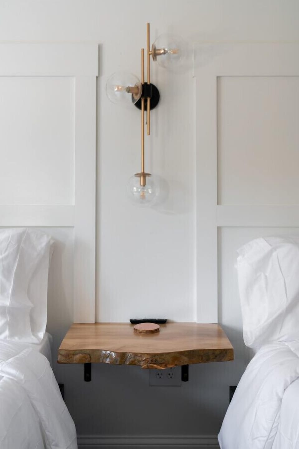 Queen Bedroom Lighting